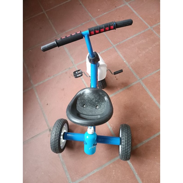 Thanh lý xe ba bánh cho bé