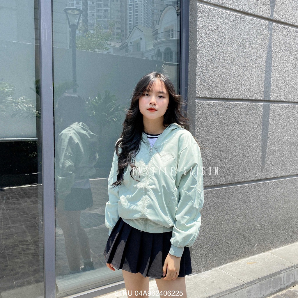 Áo khoác dù unisex 2 lớp VM STYLE, áo gió có nón trơn chống nắng nữ ulzzang 22AKU04A960801