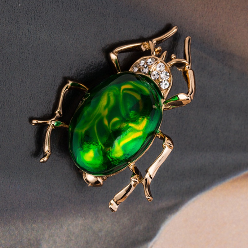 Trâm Cài Áo Hình Con Bọ Đính Đá Xanh Sang Trọng