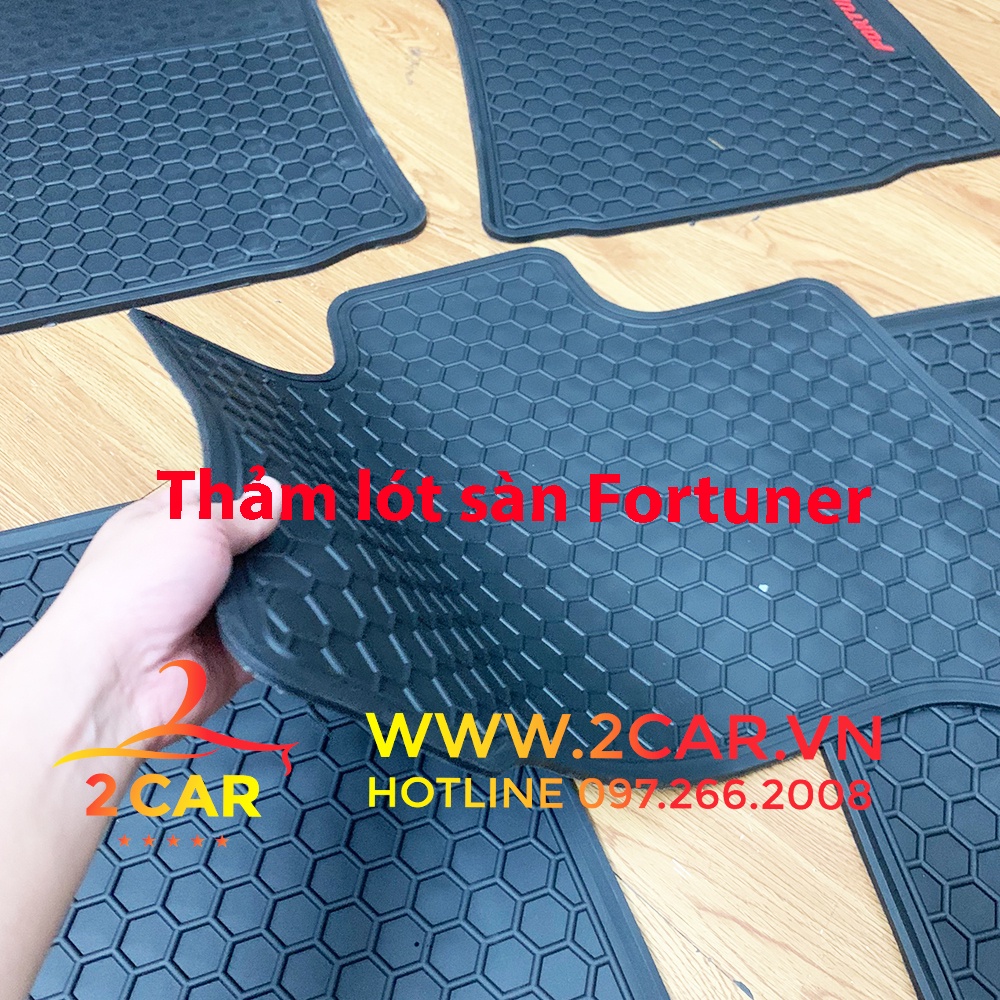 Thảm lót sàn cao su xe Fortuner 2009- 2022, 2023 chuẩn Form vừa khít, không mùi, không thấm nước