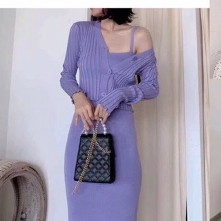 Set đồ len mongtoghi QC gồm váy 2 dây + áo cúc neww
