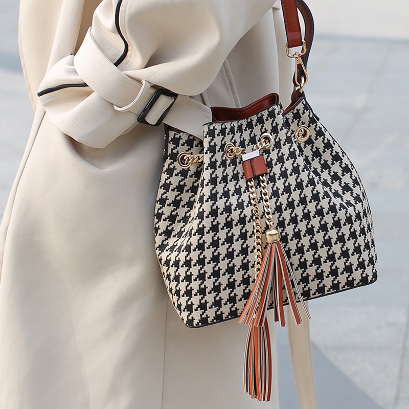 Túi đeo chéo vai IELGY khổ lớn họa tiết caro thời trang sành điệu cho nữ