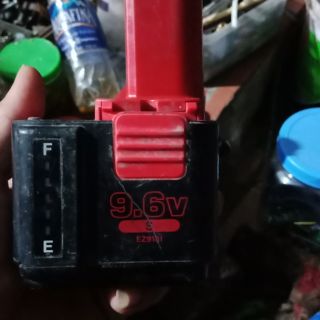 Vỏ pin nationna 9.6v..hàng bãi nhật có mạch báo pin