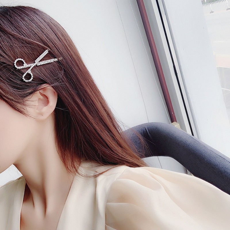 [Mã FAMARAL1 giảm 10K đơn 50K]Kẹp tóc mái Hàn Quốc đính đá nhân tạo lấp lánh đẹp cute hình kéo hot trend ulzzang KC12