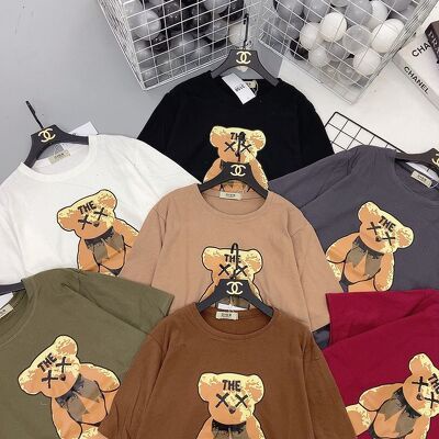 Áo phông gấu nâu mắt chéo cá tính