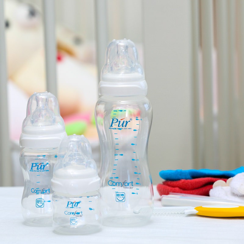 Bình sữa cho bé cổ thường Comfort Feeder Van chữ V (60ml), không chứa BPA, giúp bé bú khỏe hơn mà không bị sặc