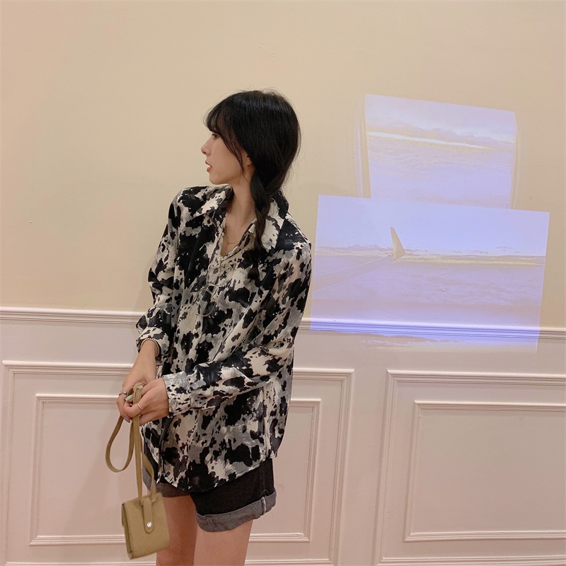 【ZHELIHANGFEI】Áo Sơ Mi Tay Dài Form Rộng Họa Tiết In Theo Phong Cách Retro Dễ Phối Đồ