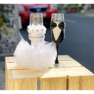 Ly cô dâu chú rể Handmade tông trắng - đen