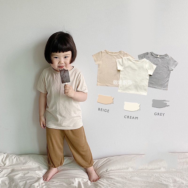 Áo thun trơn mềm mát kết hợp cùng yếm cho bé