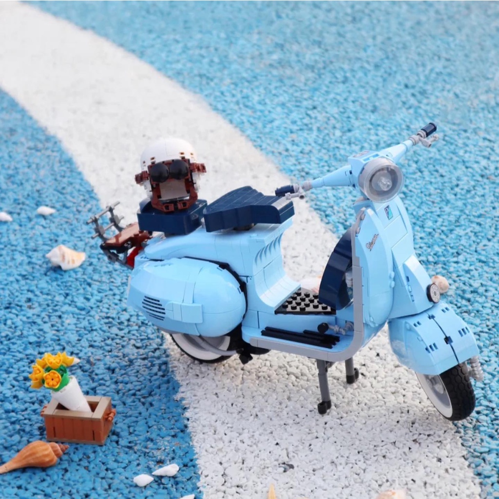 Đồ chơi xếp hình XE VESPA 125 | Đồ chơi lắp ráp xe Vespa cổ điển màu xanh lịch lãm