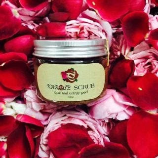 Tẩy da chết hoa hồng karose scrub