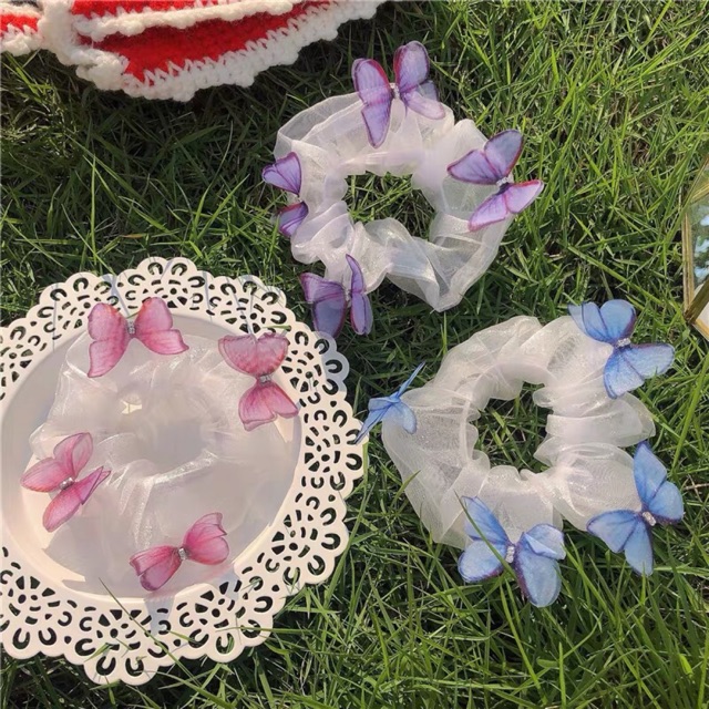 Cột tóc Scrunchies mẫu bướm 3D màu tím
