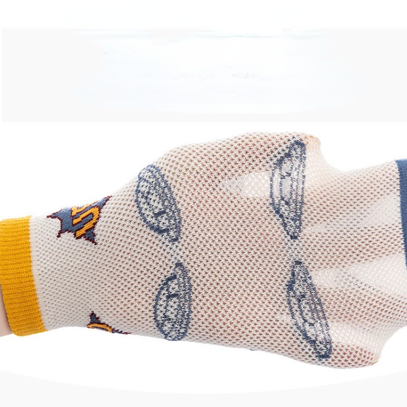 Vớ Lưới Mỏng Thoáng Khí Họa Tiết Phi Hành Gia Hoạt Hình Đáng Yêu Cho Trẻ Em