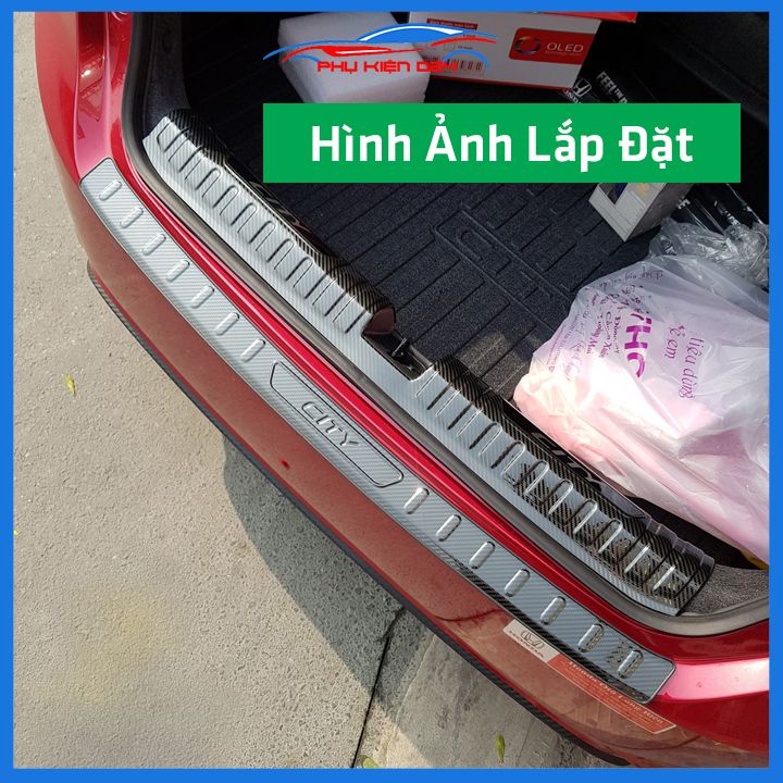 Ốp chống trầy cốp City 2021-2022 thép không gỉ vân Cacbon bảo vệ xe chống va đập
