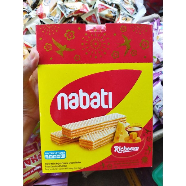 Bánh kem xốp phô mai Nabati dạng hộp 320g
