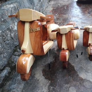 Xe VesPa LX gỗ