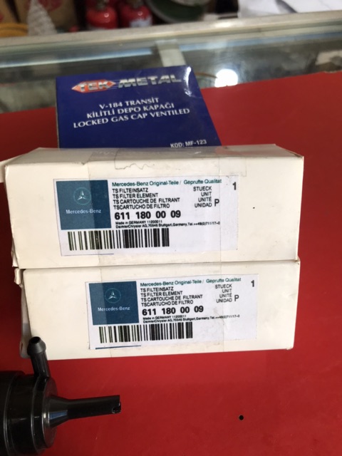 Motor bơm nước rửa kính Mercedes Benz Sprinter
