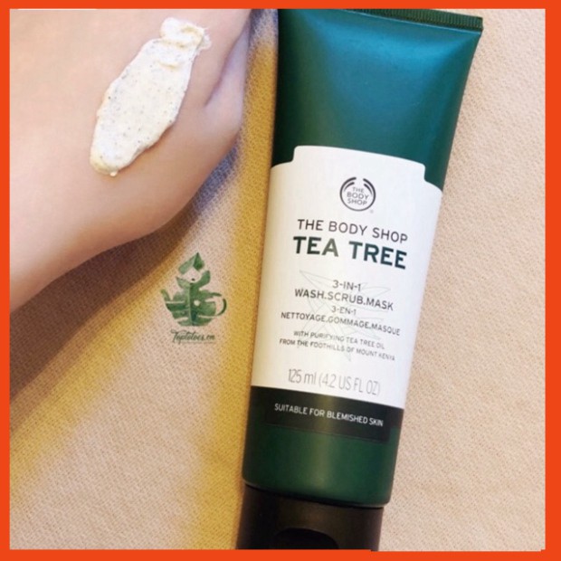 HÈ NÓNG  Sữa rửa mặt kiêm mặt nạ và tẩy tế bào chết The Body Shop Tea Tree 3 In 1 Wash Scrub Mask làm sạch sâu, detox, g