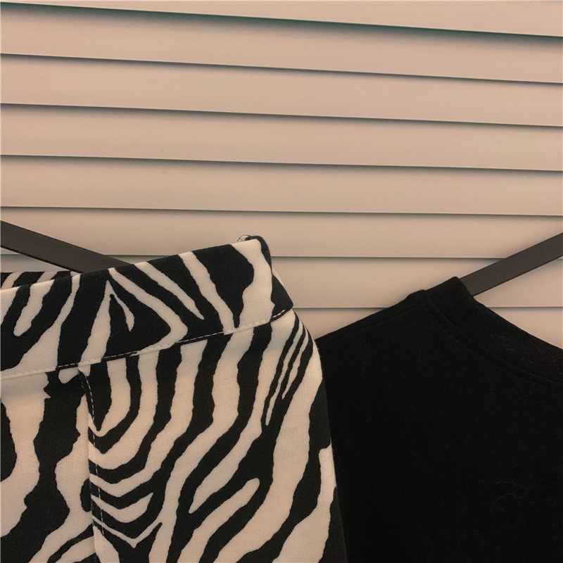 Chân váy dài dáng chữ a vải mỏng lưng cao họa tiết ngựa vằn thời trang 2021 cho nữ | BigBuy360 - bigbuy360.vn