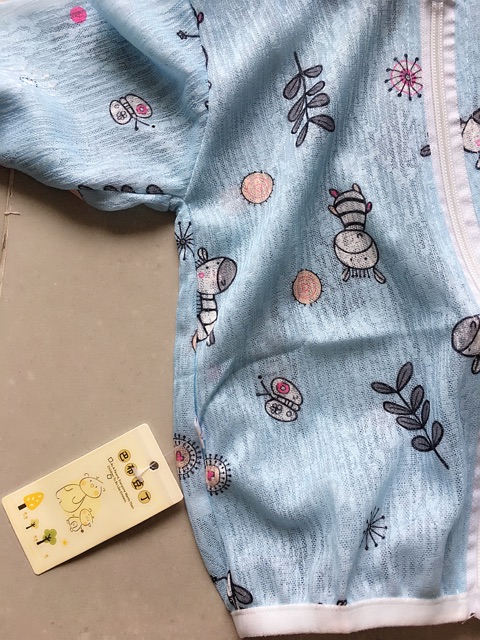 Áo khoác nhẹ, áo chống nắng, hoạ tiết xinh xắn