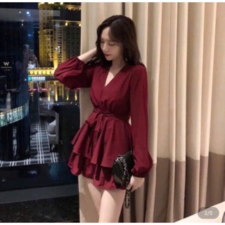 Váy dài tay cổ v