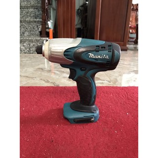 Máy bắt vít makita