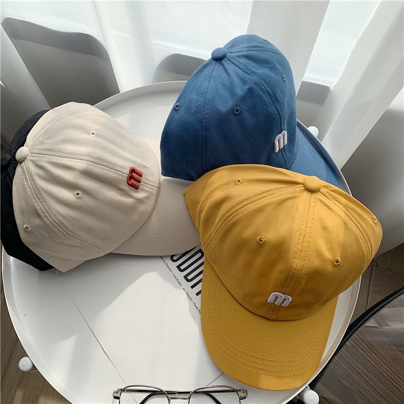 Mũ lưỡi trai họa tiết thêu chữ M thời trang 2021 trẻ trung cho nam nữ