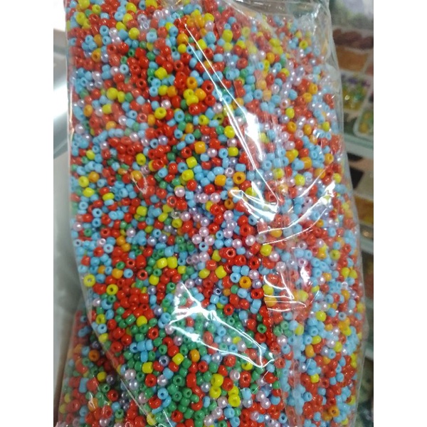 Túi 100g hạt nhựa Acrylic bẹt nhiều màu 3mm làm trang sức xỏ DIY handmade