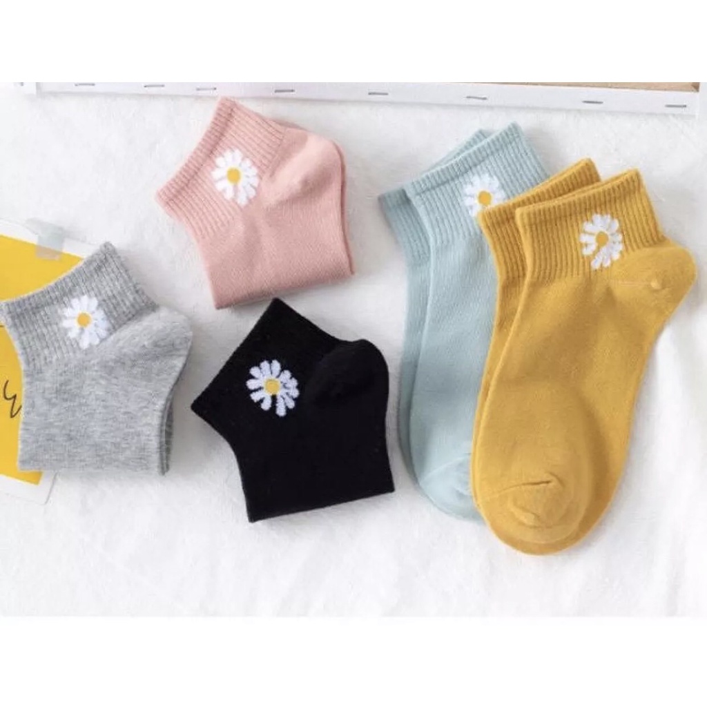 Combo 10 đôi vớ cotton gấu và bông cúc lựa chọn , bảo đảm tốt không nhão, kiểu dáng thời trang