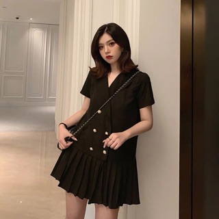 Đầm suông cổ vest xếp ly