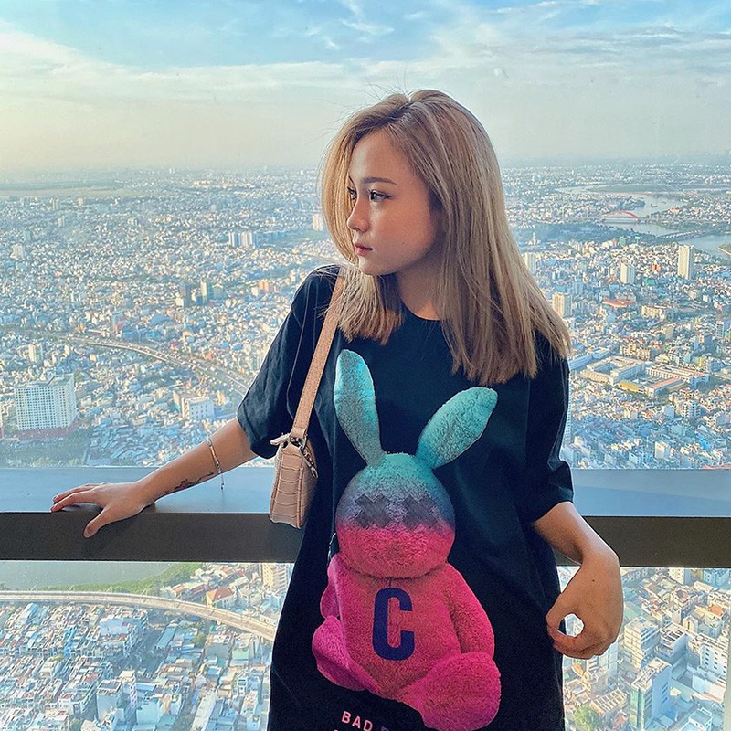 UNISEX ÁO THUN NỮ CÓ SIZE DẤU QUẦN FORM RỘNG CỠ LỚN XL CHO CÁC TÌNH YÊU ĐÂY Ạ ĐẸP TỪ CHẤT TỚI DÁNG NHA