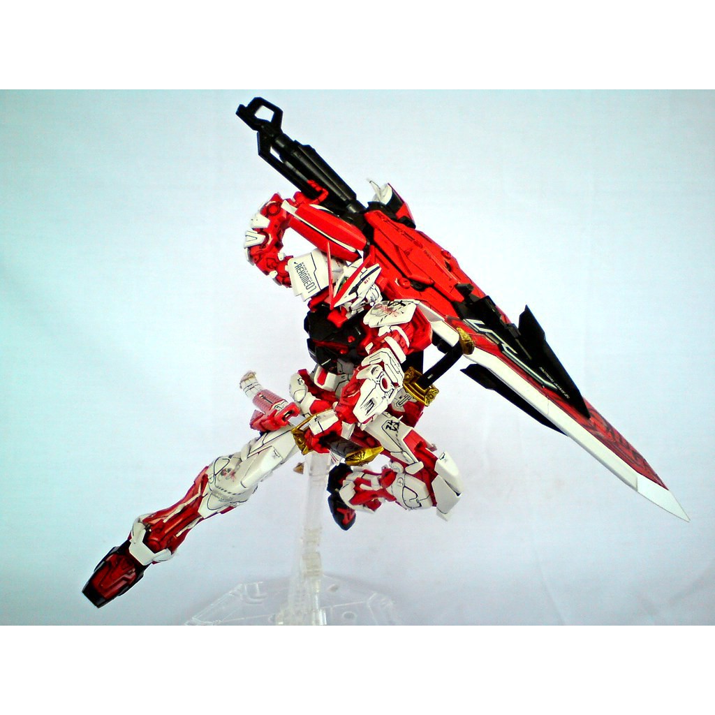 Mô Hình 1/100 Gundam Astray Red Frame Kai MG JiJia