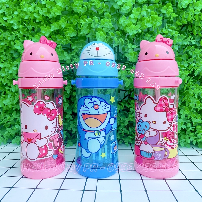 Bình nước ống hút có dây đeo Hello Kitty - Doremon