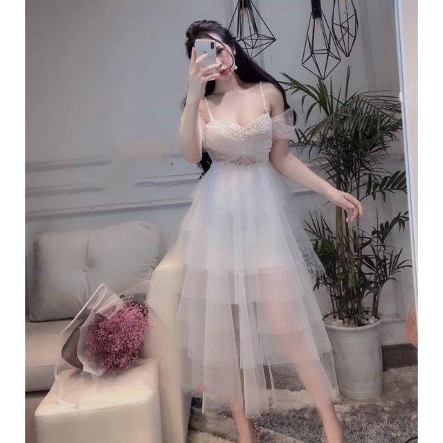 Đầm xoè xếp tầng trễ vai chất lưới nhũ láp lánh kết cườm ngực dày sang trọng TRIPBLE T DRESS -Size M/L - MS193V