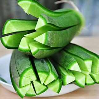 Củ cải đường xanh