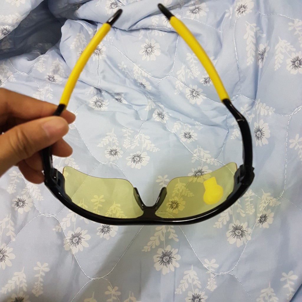 Mắt kính chống lóa đi đêm thể thao loại xịn | BigBuy360 - bigbuy360.vn