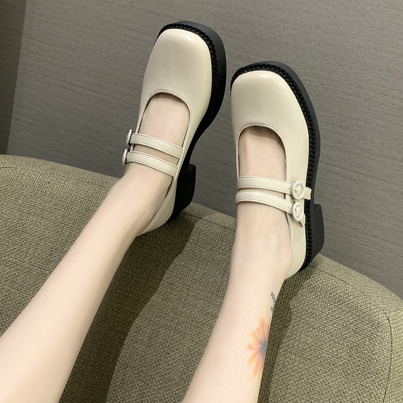 Giày Nữ Đế Bằng Mũi Vuông Thời Trang Cá Tính | BigBuy360 - bigbuy360.vn