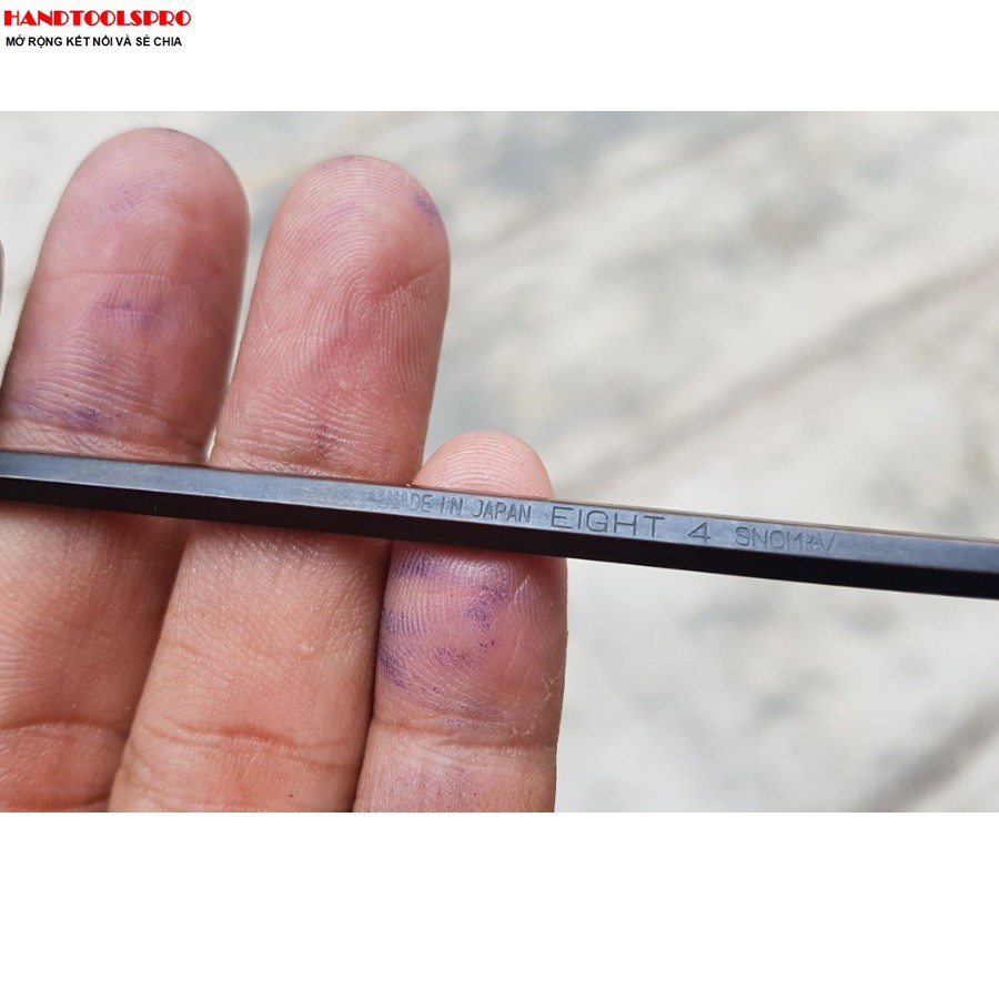 Lục giác 4mm EIGHT đen đầu bằng NHẬT BẢN No.008-4