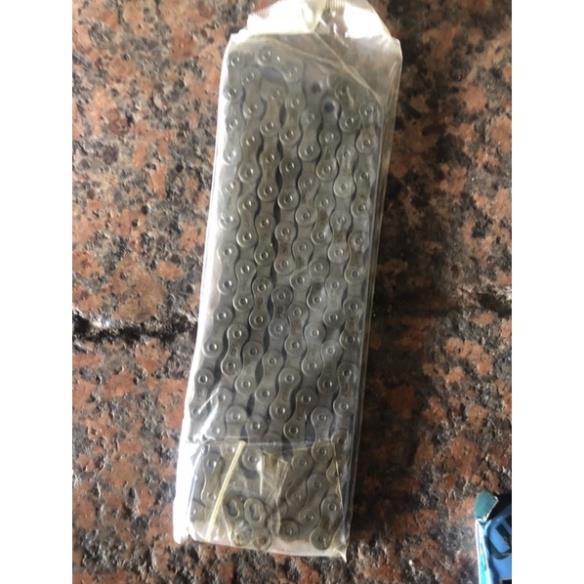 Sên , xích Shimano 9 speed .