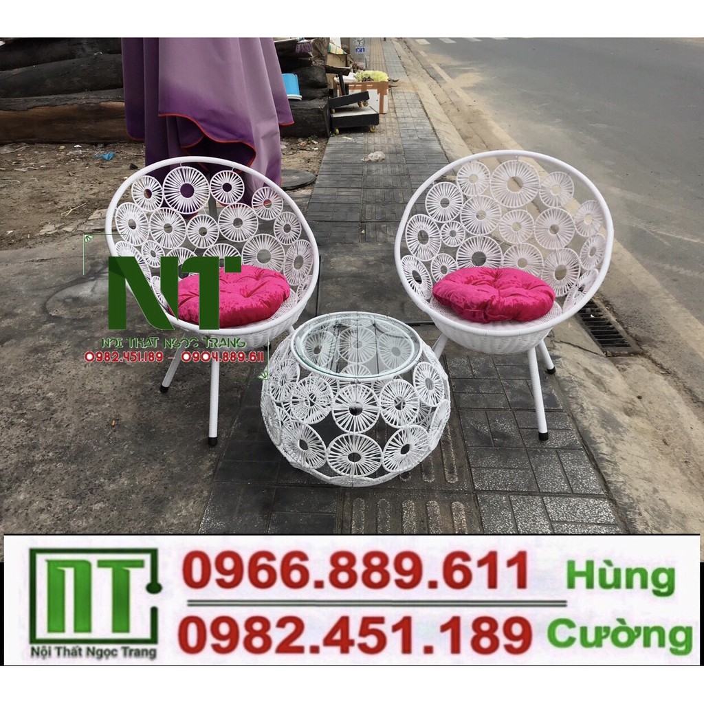 bàn ghế ban công chung cư thanh lý