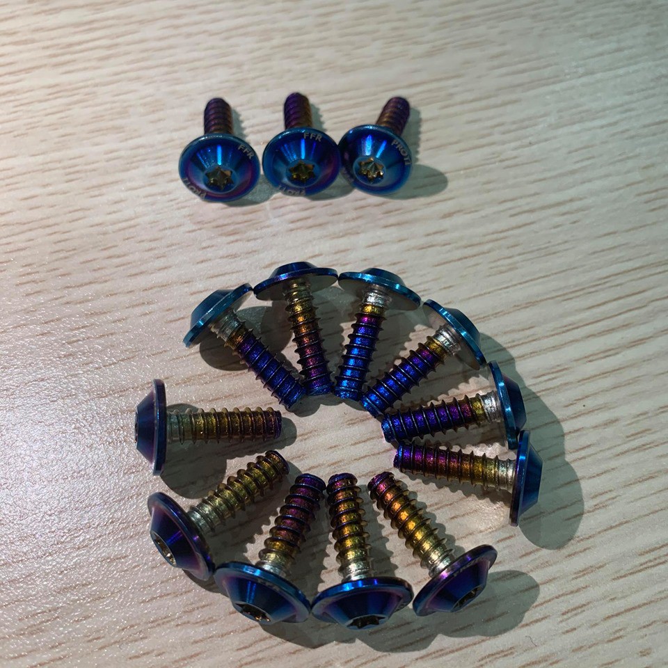 Ốc Titan 5Gr xả kho giá rẻ vô đối