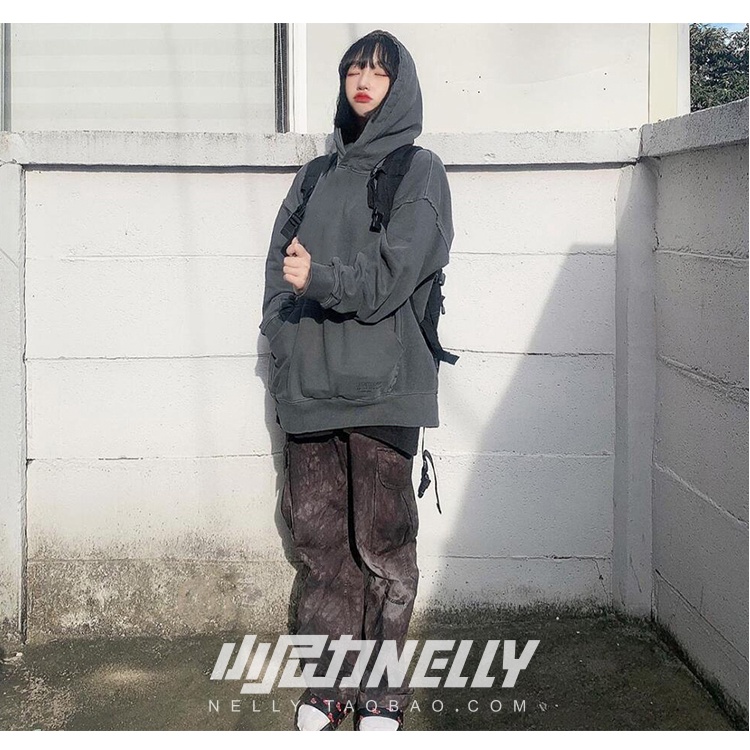 Áo hoodie Nelly Heybig trơn màu xám đậm