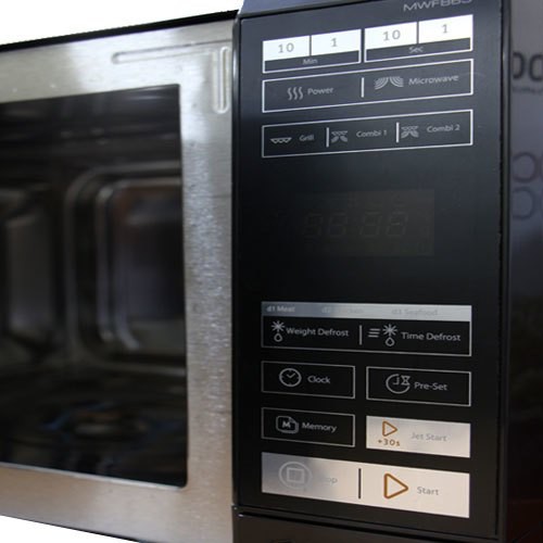 Lò vi sóng có nướng điện tử Whirlpool MW F863BL 23Lit