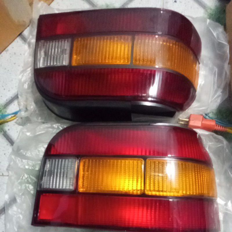 Đèn hậu kia pride