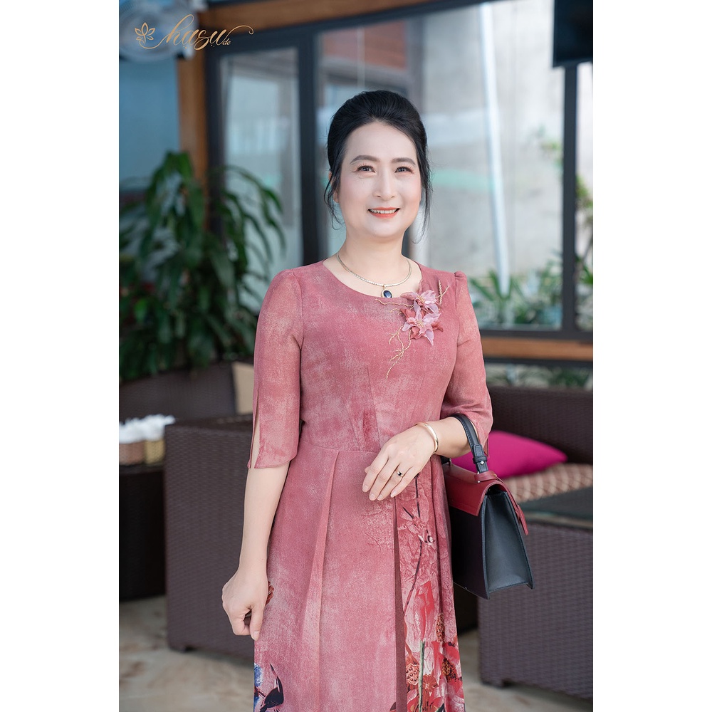 Váy trung niên/ Đầm trung niên - DV09 voan họa tiết hoa sen hồng