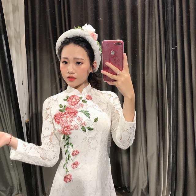 Mấn ren đính hoa