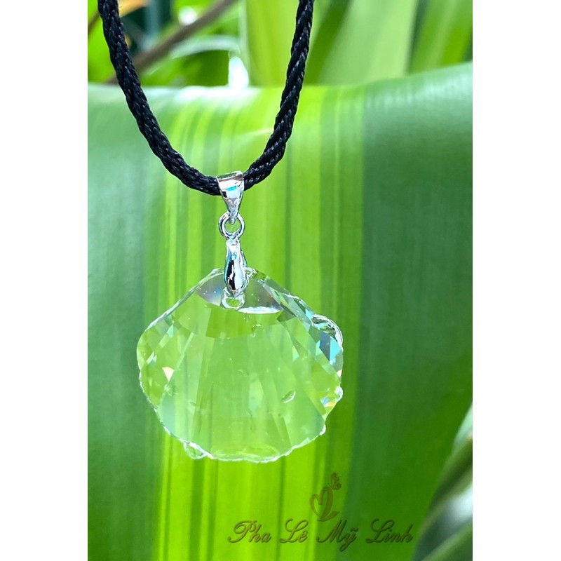 Mặt dây pha lê Swarovski hình con sò 28mm