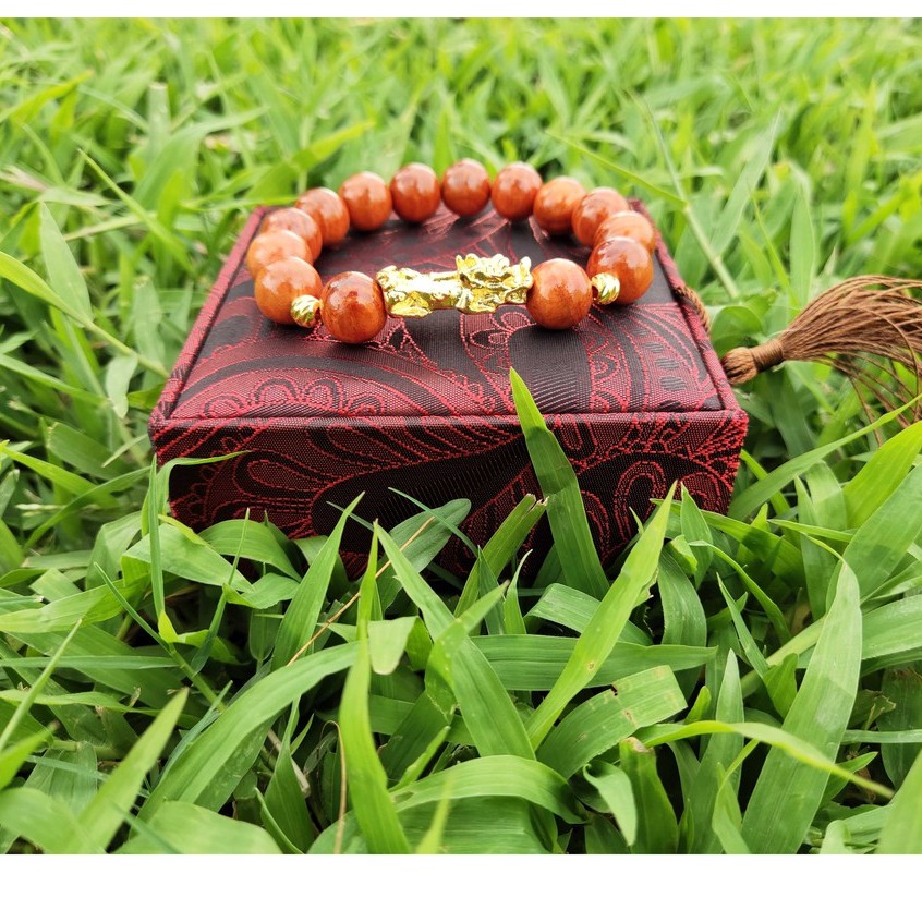 [CAO CẤP] [Tặng Nhẫn] Vòng Huyết Long xịn Tỳ Hưu, Hạt charm mạ vàng  hương thơm tự nhiên dành cho nam nữ | BigBuy360 - bigbuy360.vn