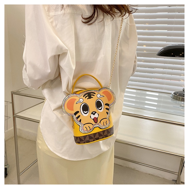 Mini Minions Bag Women Chain Bag Keychain Pendant Makeup  Pouch Messenger Bag Cute Yellow Cartoon Crossbag