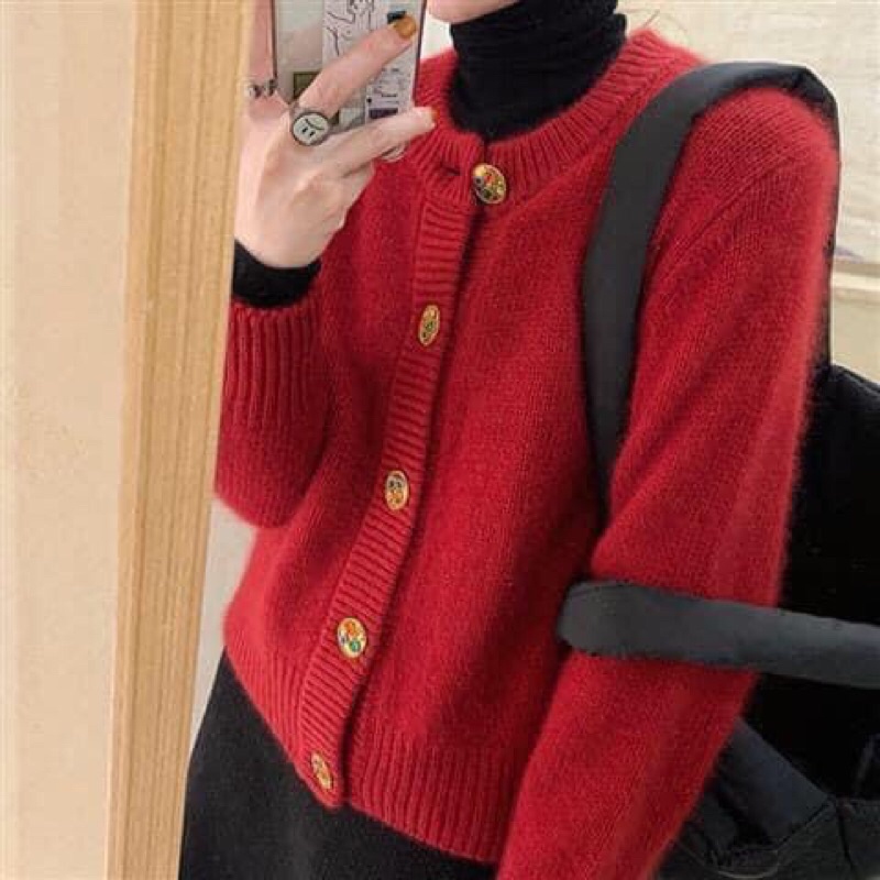 Áo cadigan len khuy đá